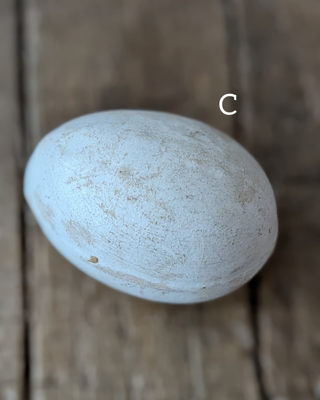 CHOICE Ironstone Egg Crate & 3 Ironstone Broody Eggs
