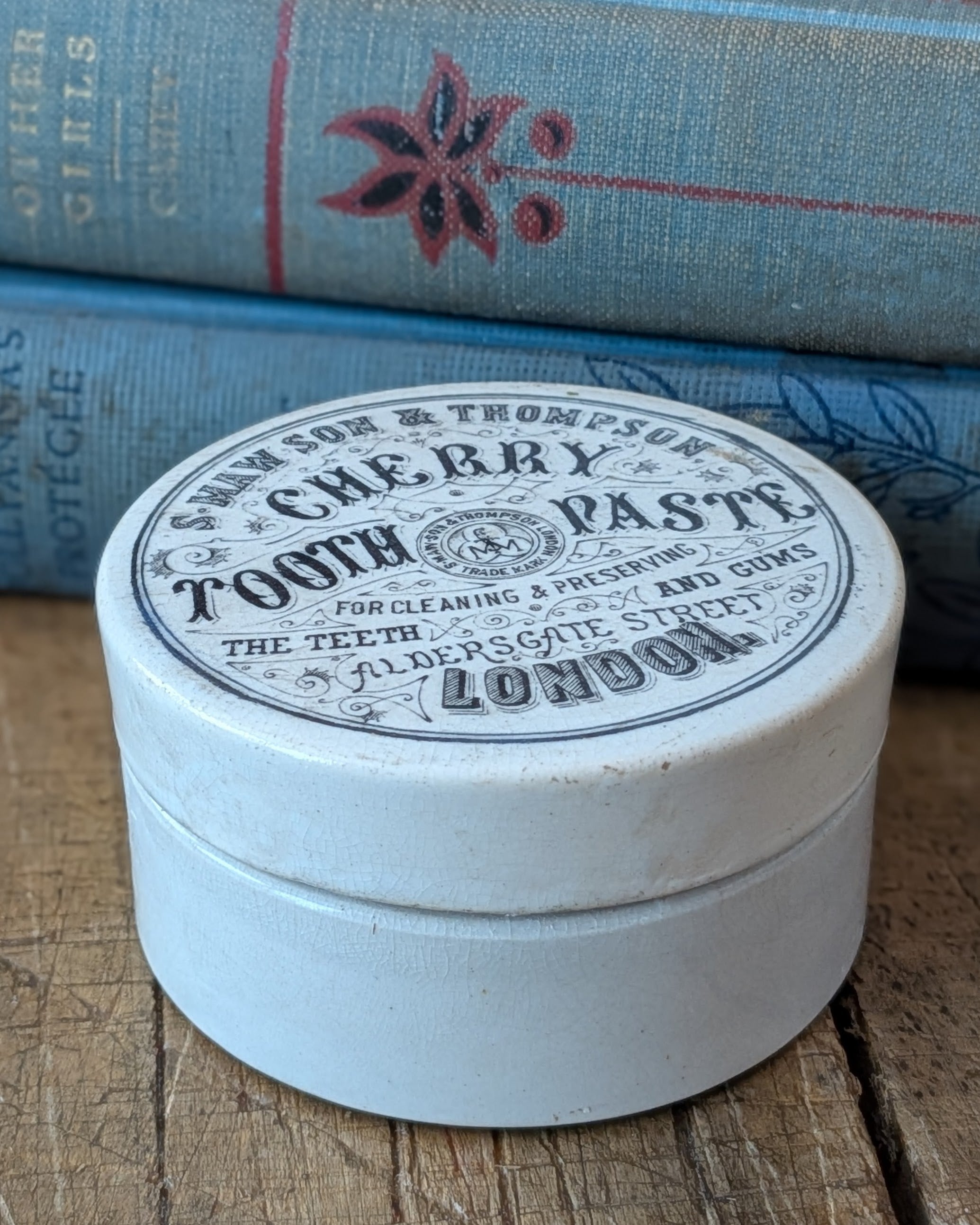 S. Maw, Son & Thompson Cherry Toothpaste Lidded Pot