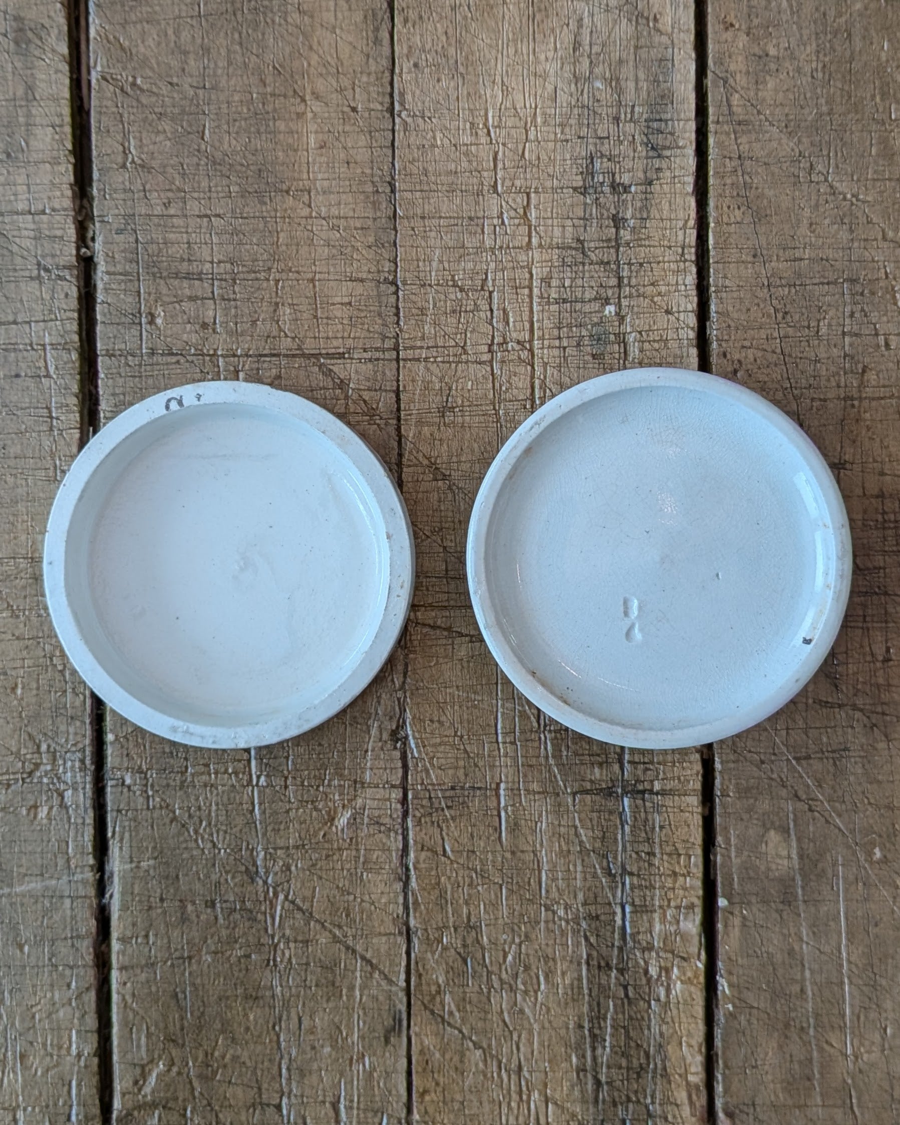 S. Maw, Son & Thompson Cherry Toothpaste Lidded Pot