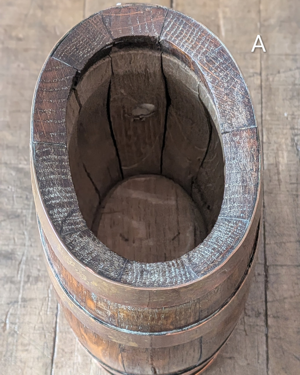 CHOICE Antique Oak Barrel w/Copper Bands