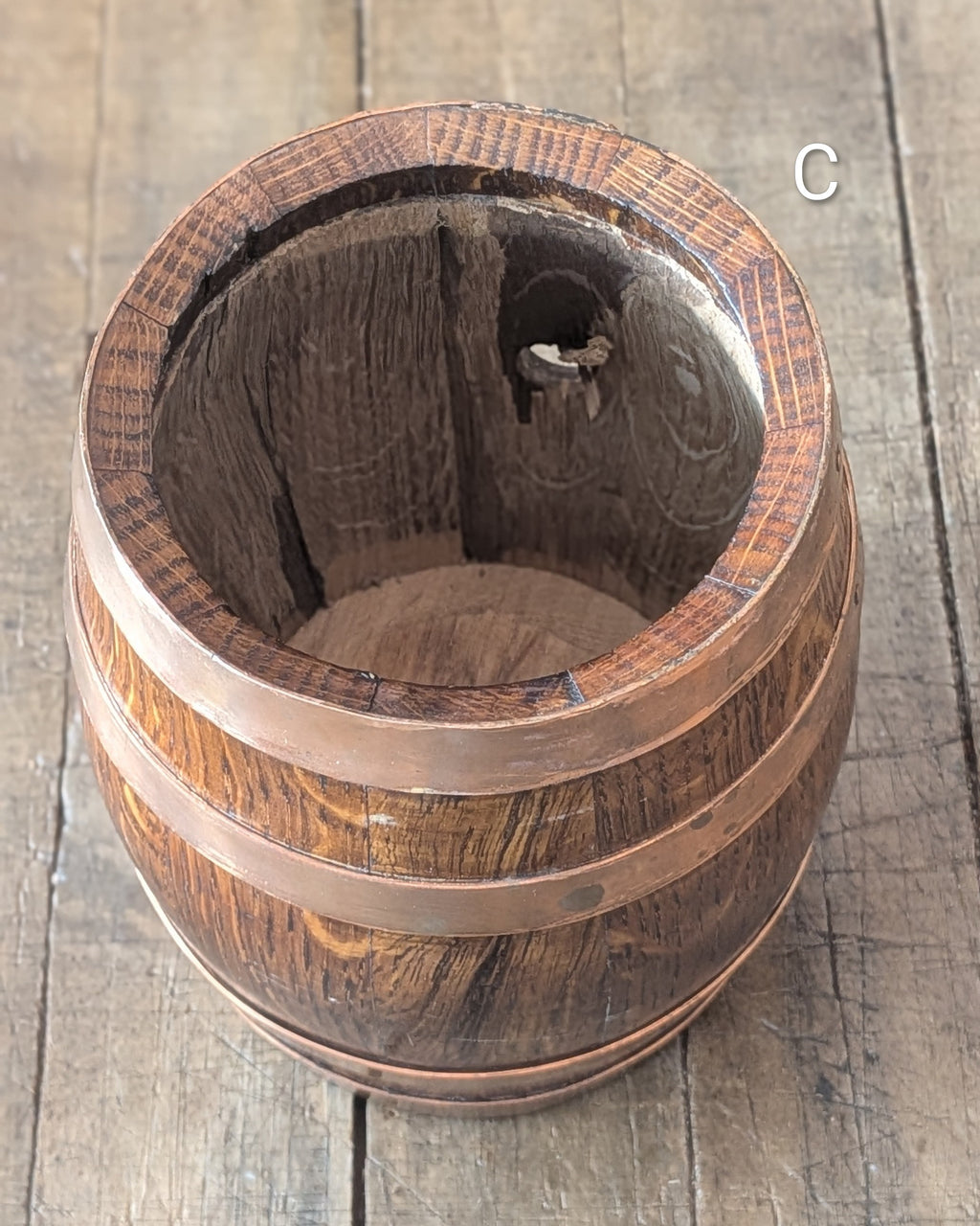 CHOICE Antique Oak Barrel w/Copper Bands