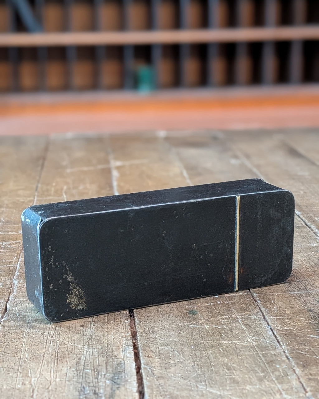 Metal Pipe Carrying Box with Pipe