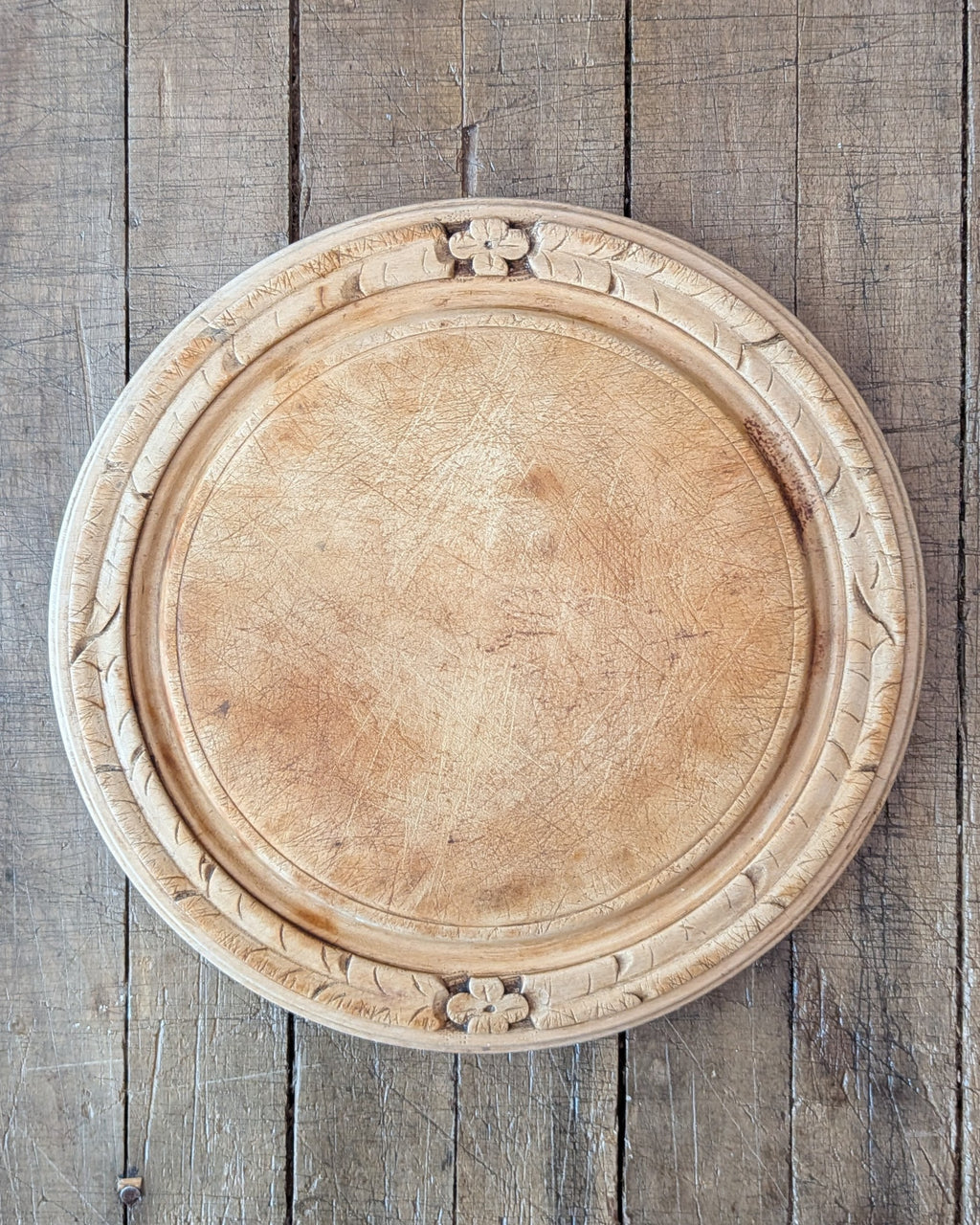 Antique Carved Treen Breadboard Floral Border