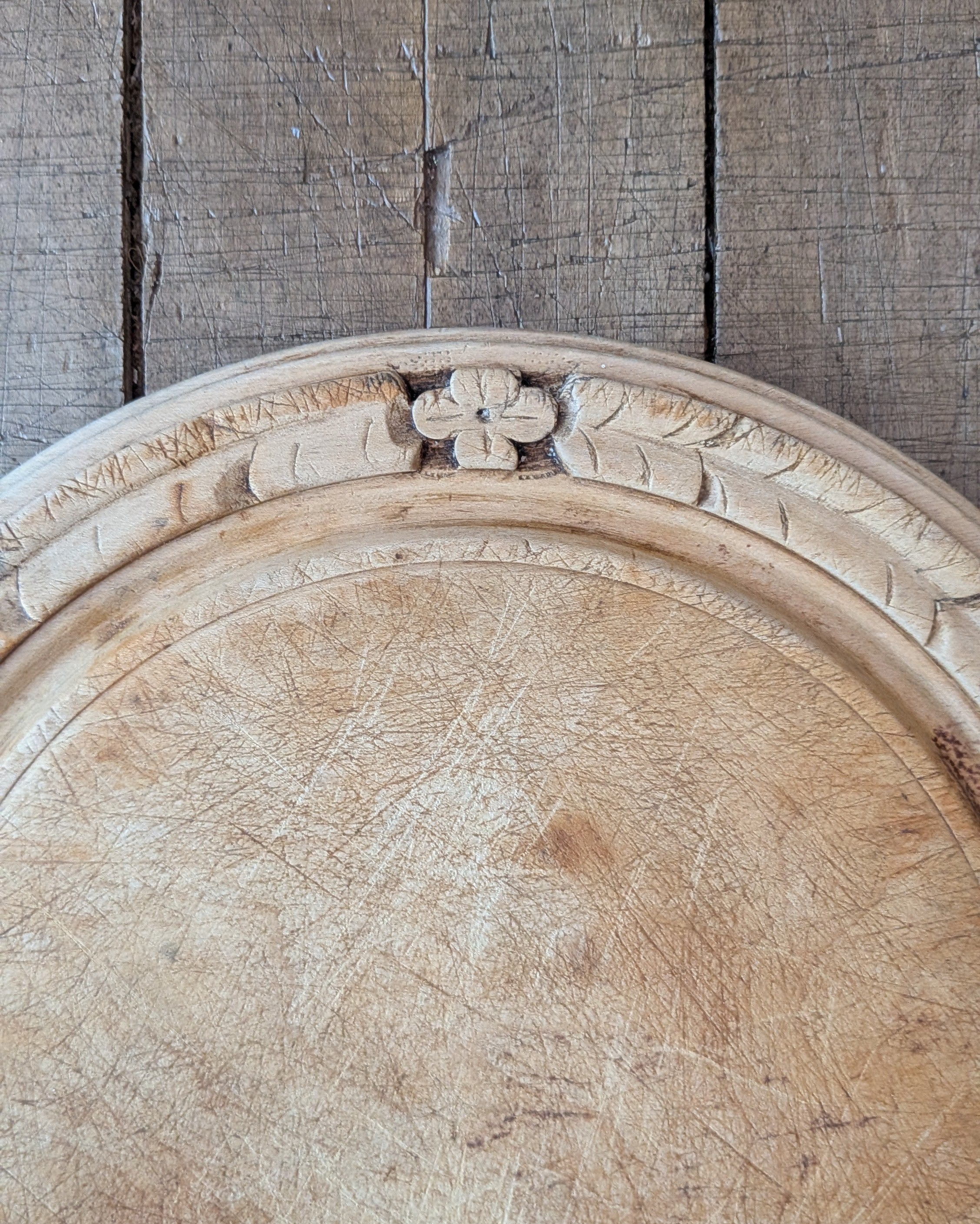 Antique Carved Treen Breadboard Floral Border