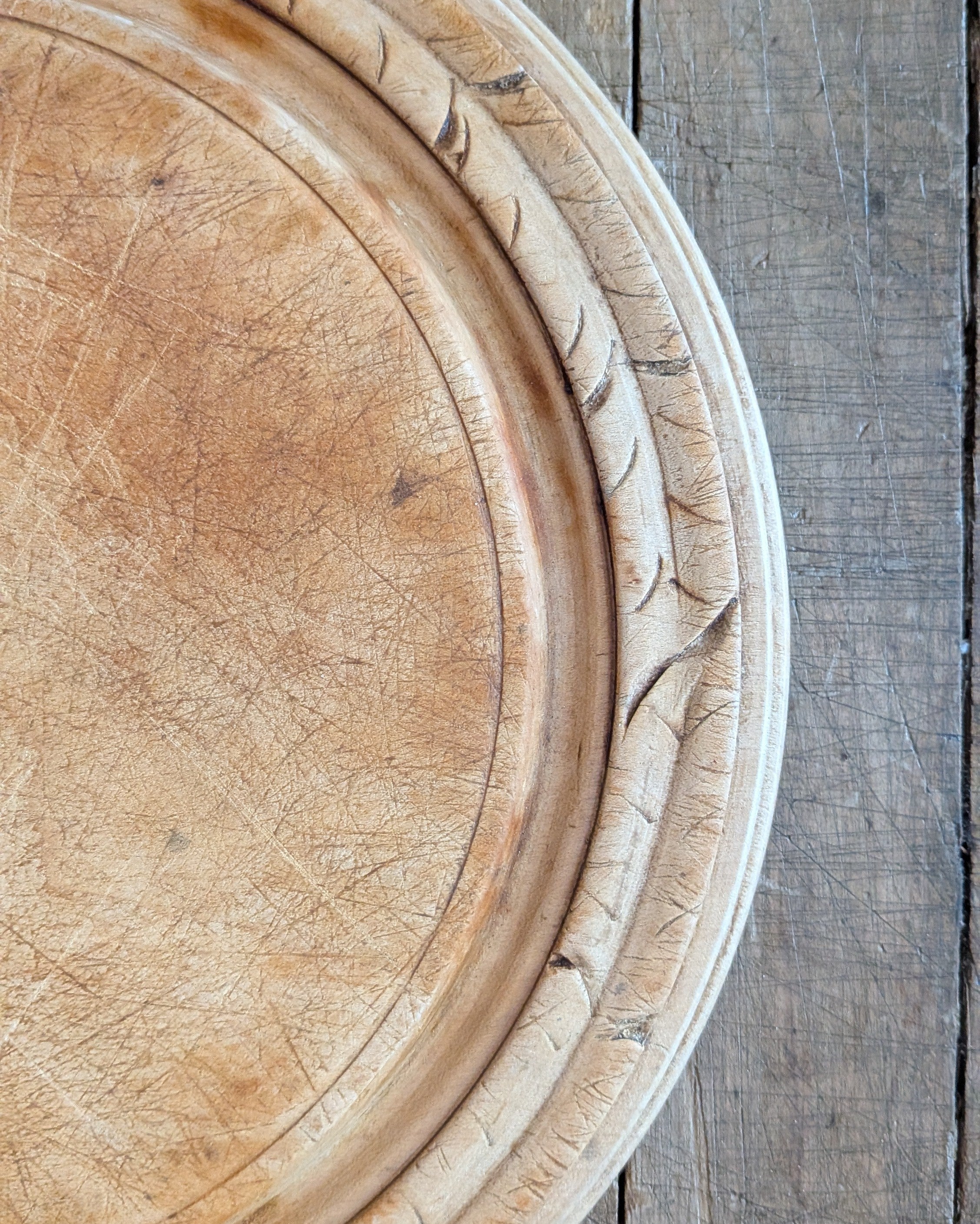 Antique Carved Treen Breadboard Floral Border