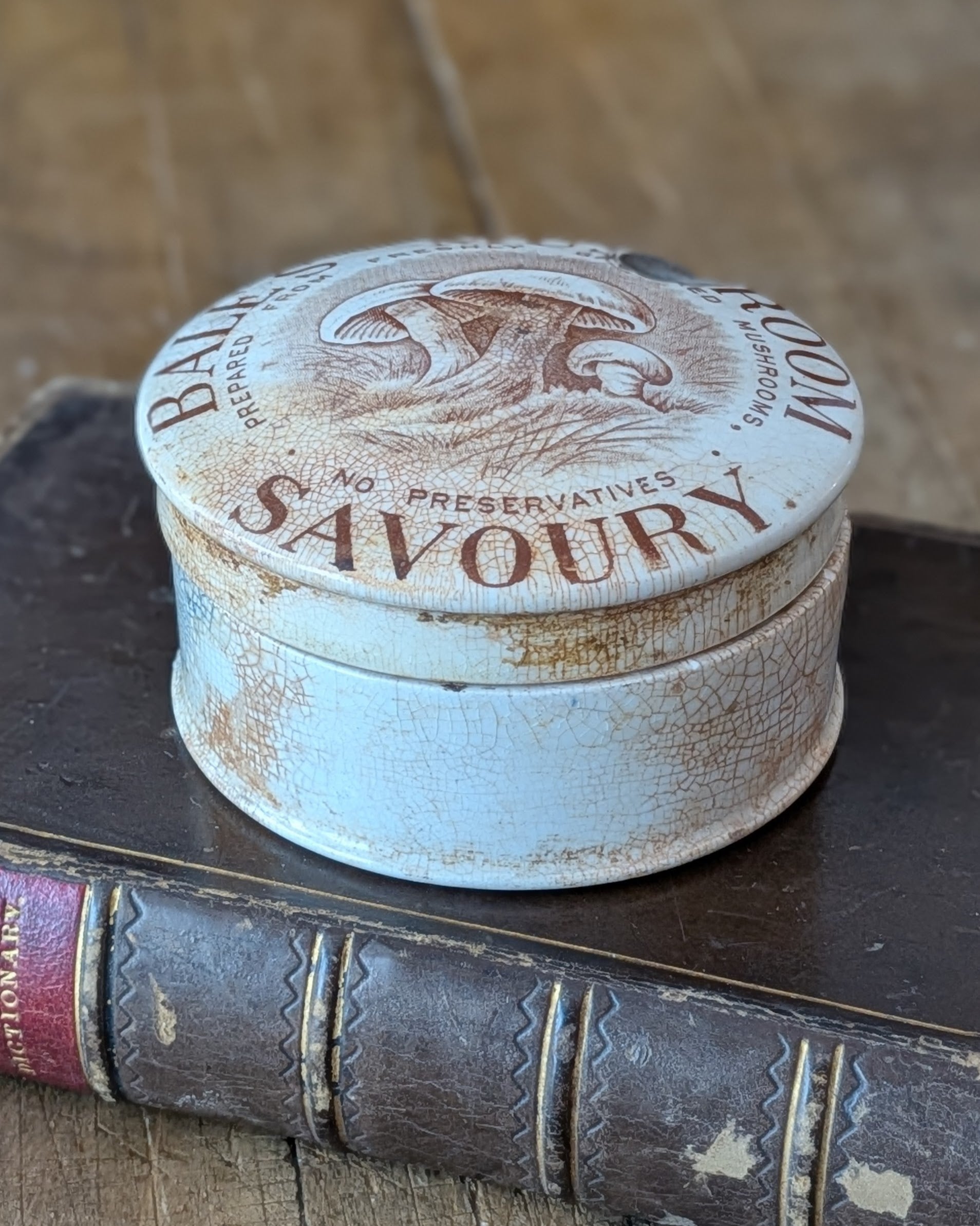 Bale's Mushroom Savoury Lidded Advertising Pot