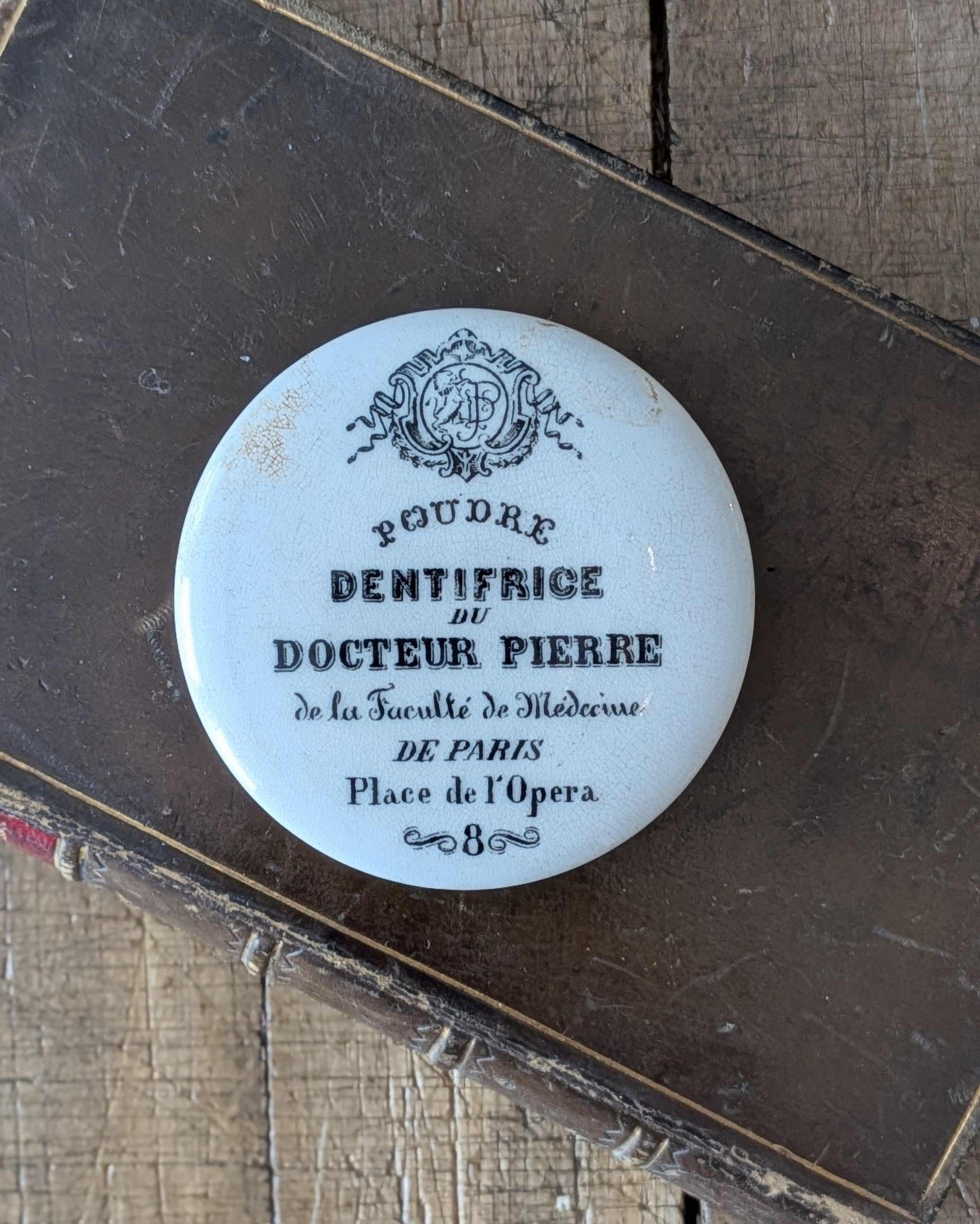 French Poudre Dentrifrice du Docteur Pierre Lidded Pot