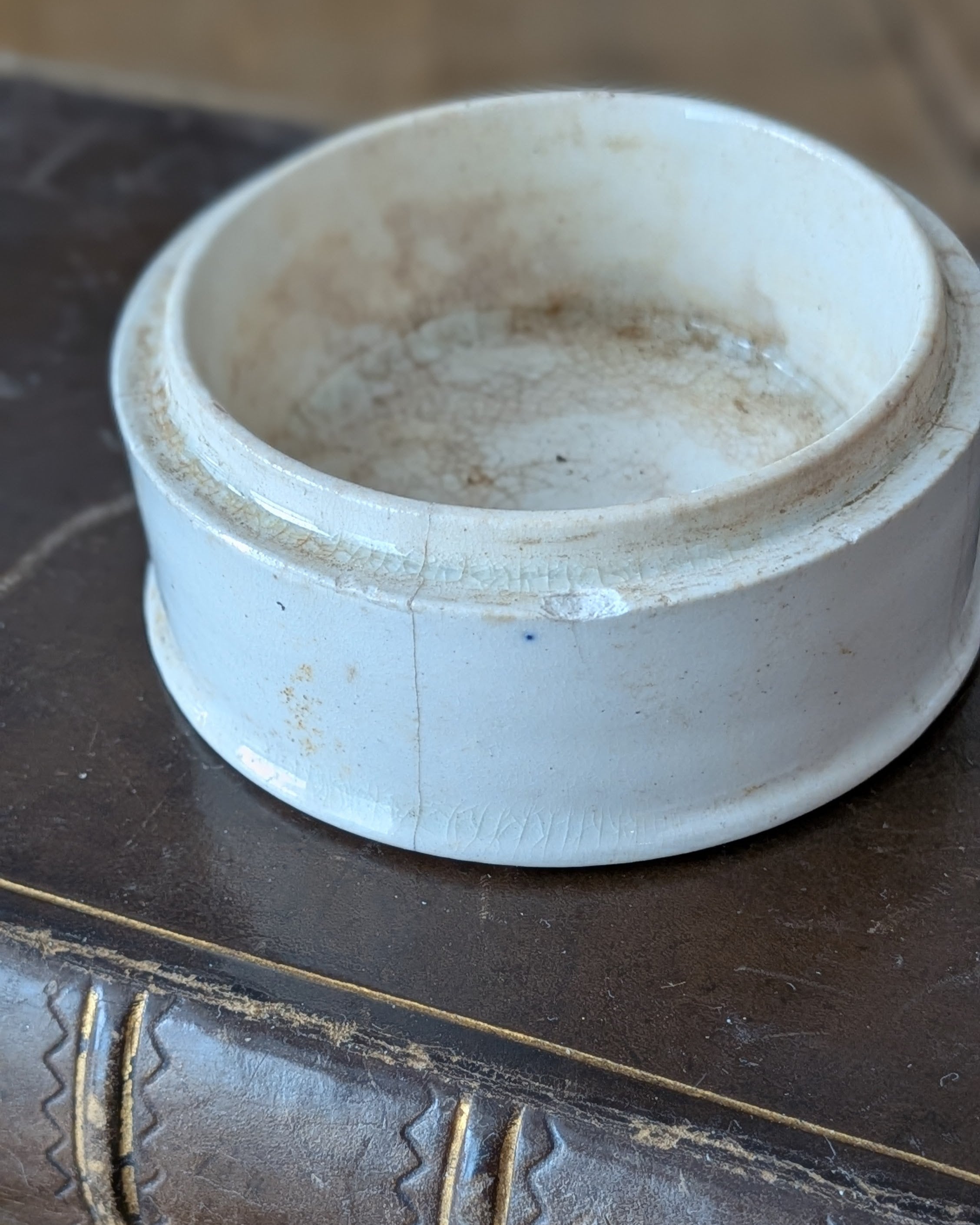 Cracroft's Areca Nut Tooth Paste Lidded Advertising Pot