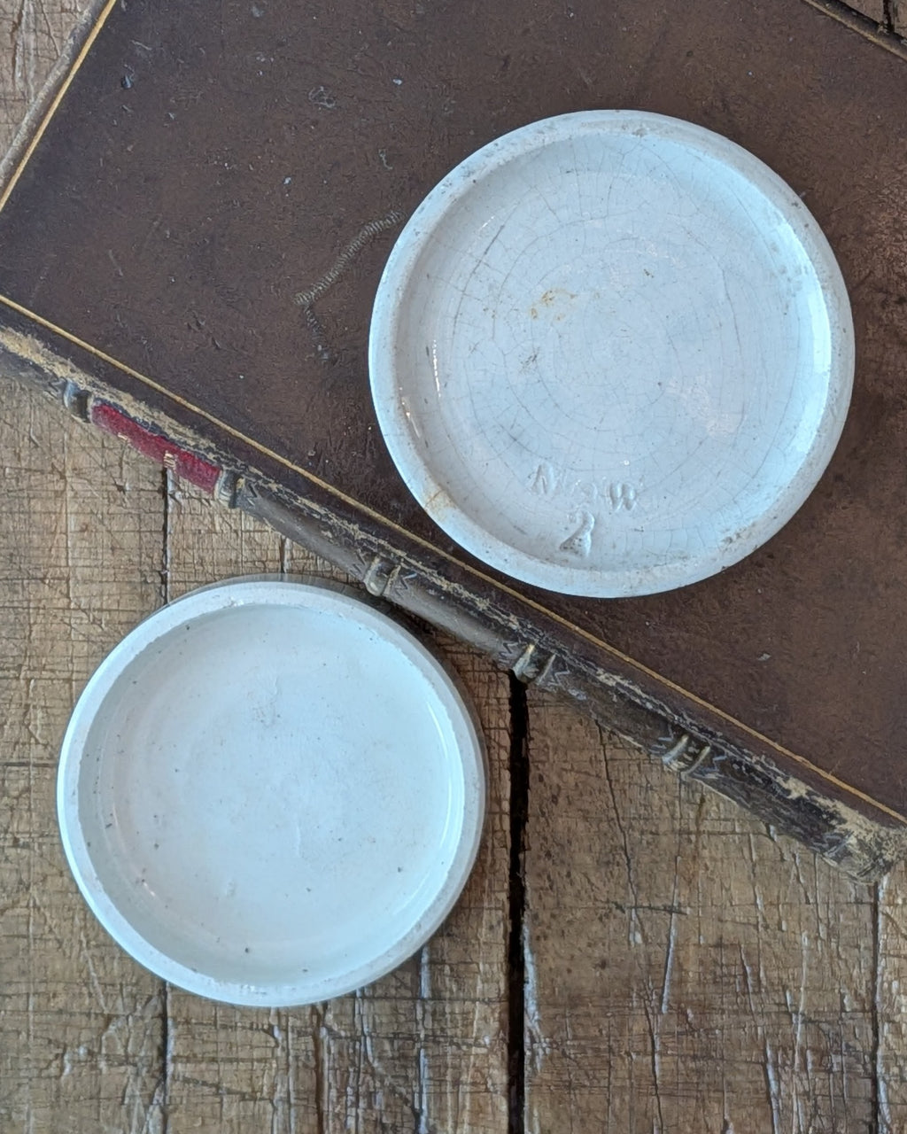 S. Maw, Son & Sons Carbolic Tooth Paste Pot