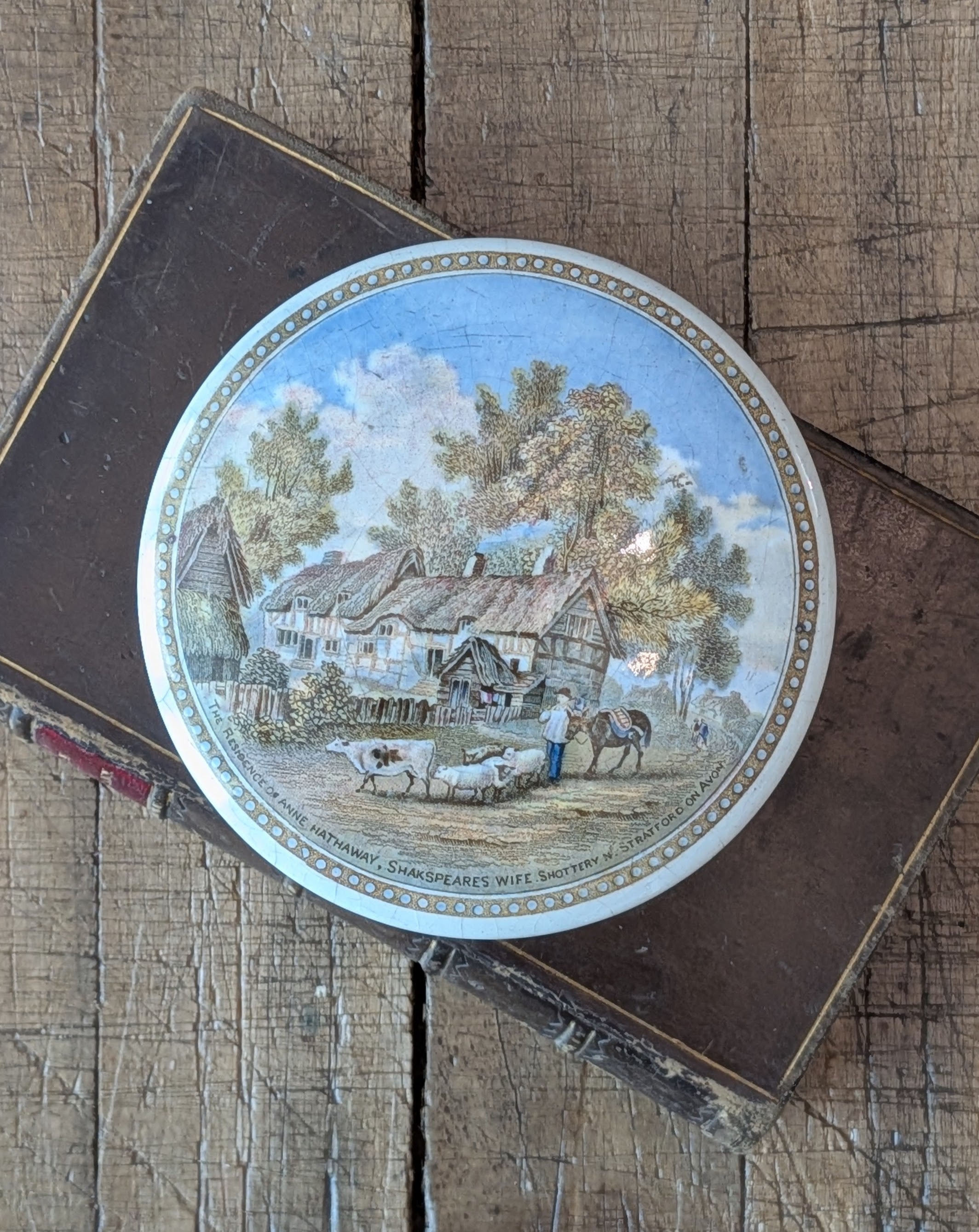 Prattware Lidded Pot-The Residence of Anne Hathway, Shakespeare's Wife
