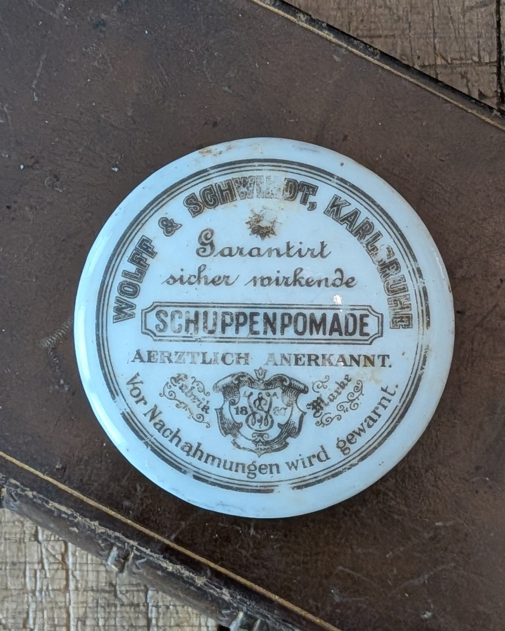Wolff & Schwindt Schuppenpomade German Lidded Pot