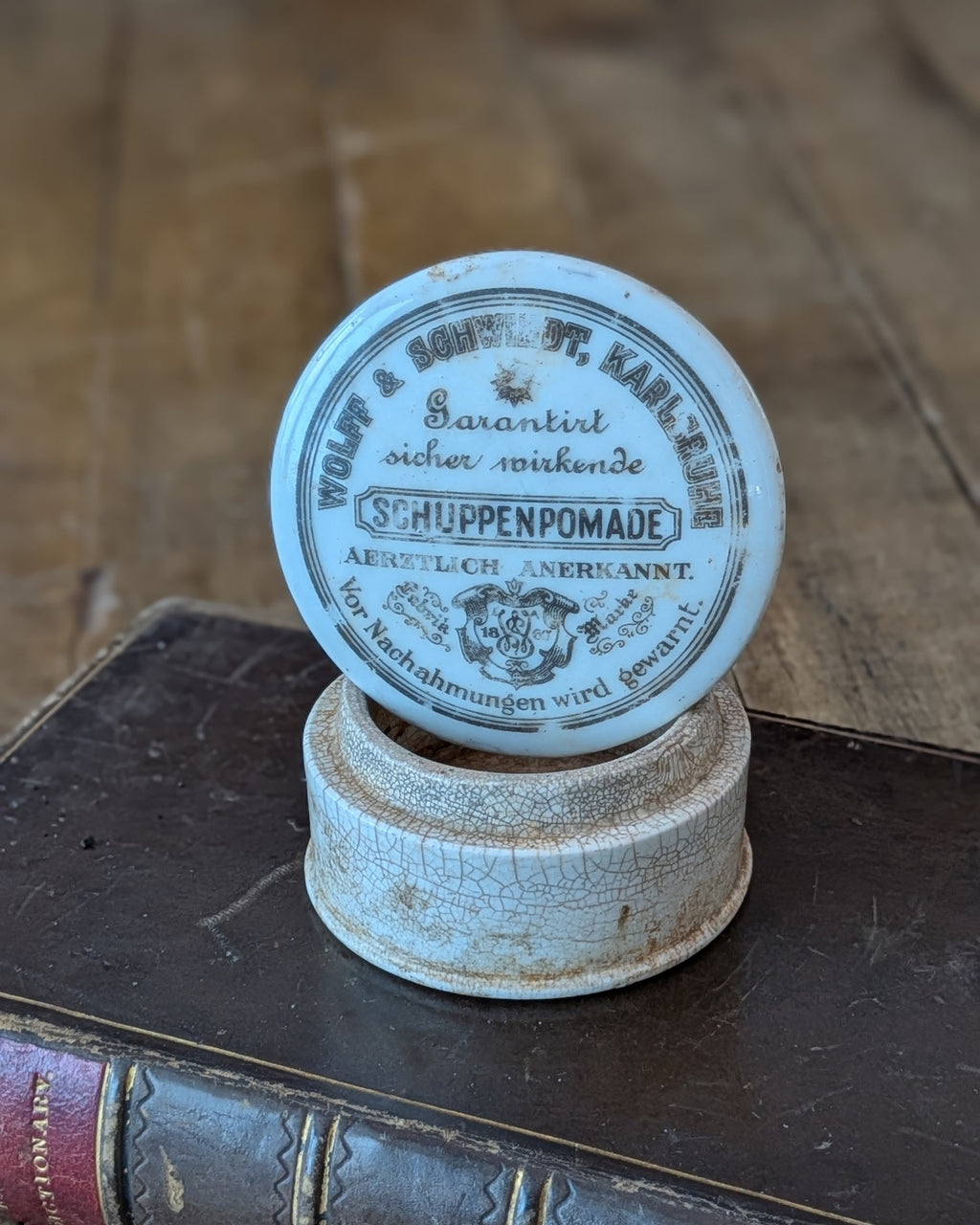 Wolff & Schwindt Schuppenpomade German Lidded Pot