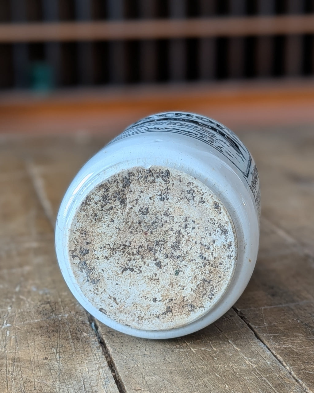 "Bynol" Malt and Oil Jar