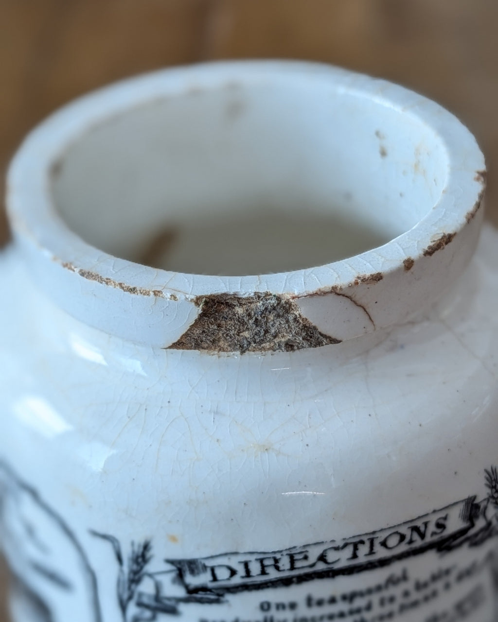 "Bynol" Malt and Oil Jar
