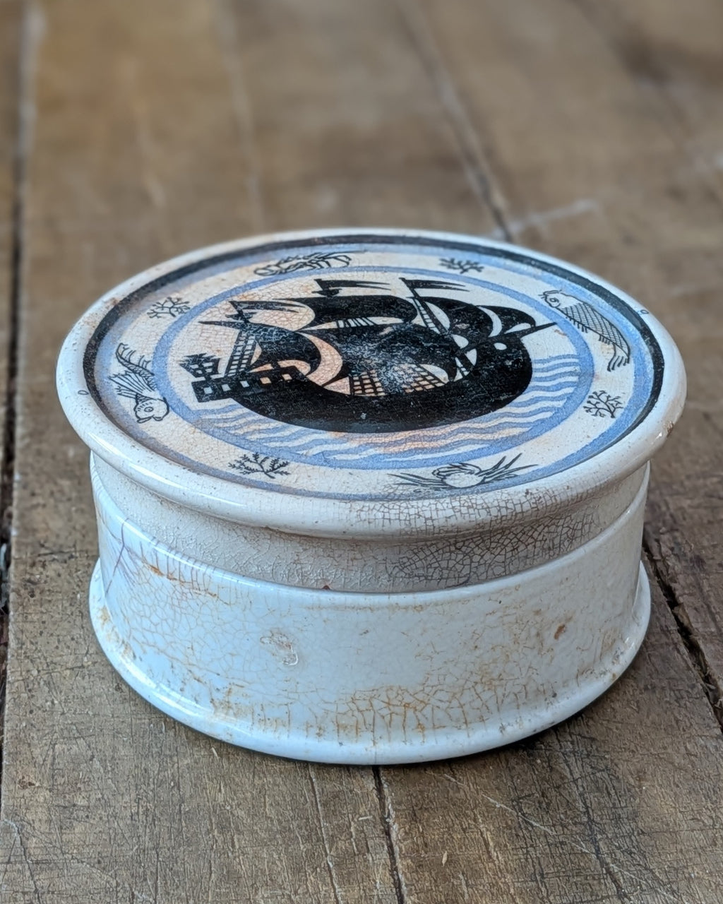 Mac Fisheries Fish Paste Lidded Pot c1920