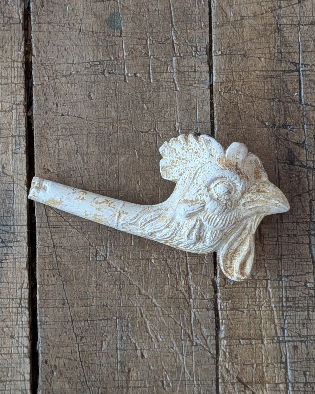 Victorian White Clay Cockerel Head Pipe