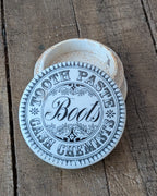 Boots Cash Chemists Tooth Paste Lidded Pot, c1880-1900