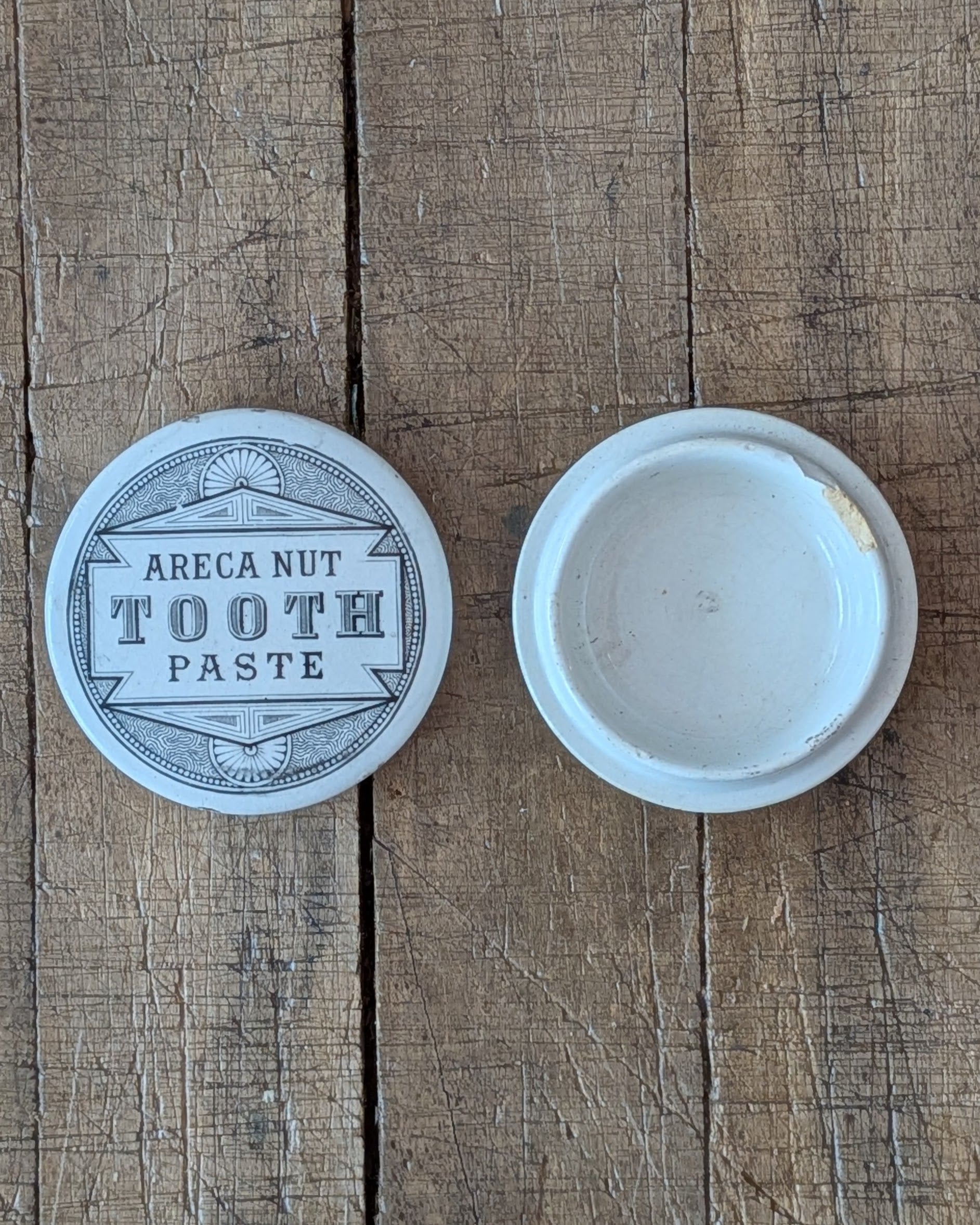 Victorian Areca Nut Tooth Paste Lidded Advertising Pot