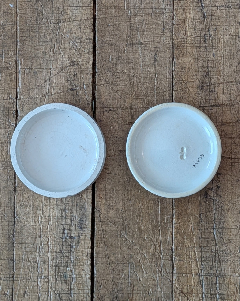 Victorian Areca Nut Tooth Paste Lidded Advertising Pot