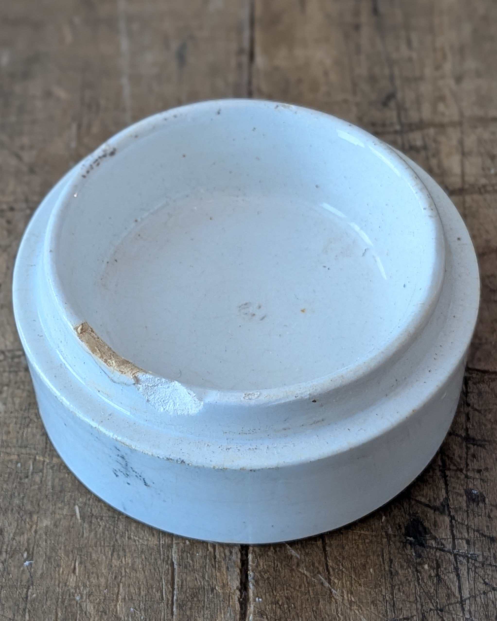 Victorian Areca Nut Tooth Paste Lidded Advertising Pot