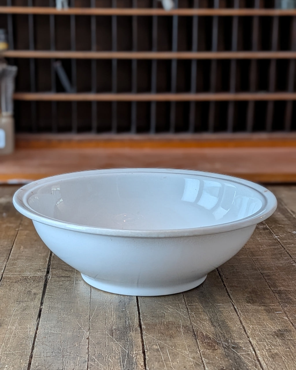 Large Alfred Meakin Royal Ironstone Bowl