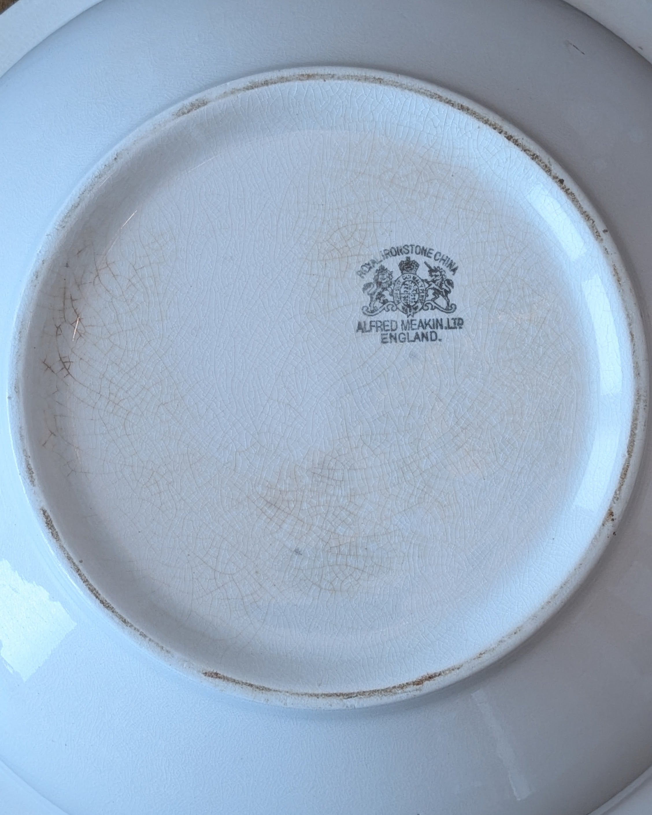 Large Alfred Meakin Royal Ironstone Bowl