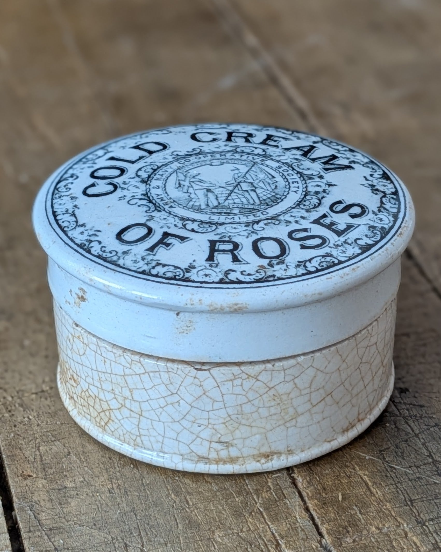 Victorian Army & Navy Co-Operative Society Cold Cream of Roses Lidded Pot
