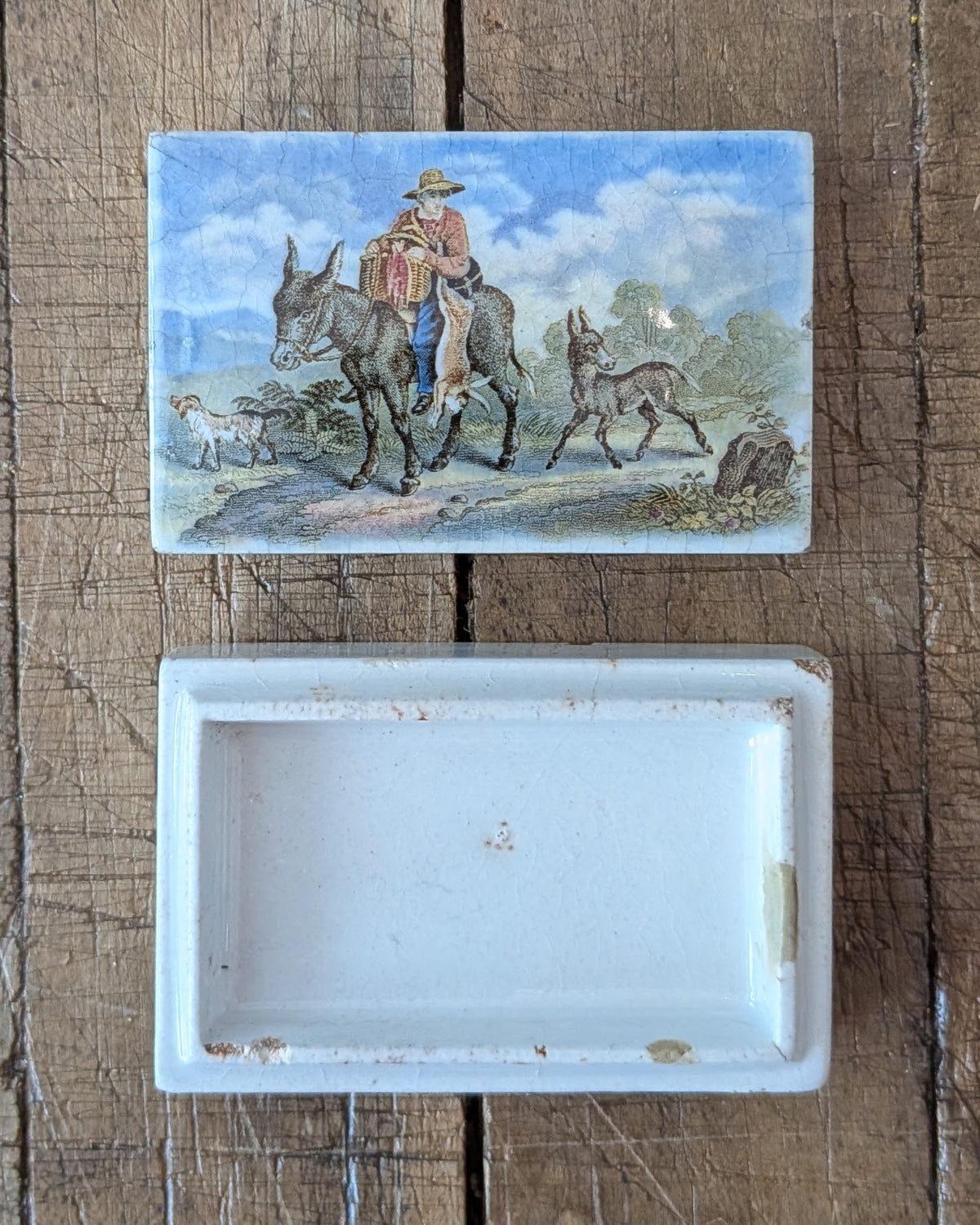 Rectangular Victorian-Era Pratt Ware Lidded Pot, c1850-1880
