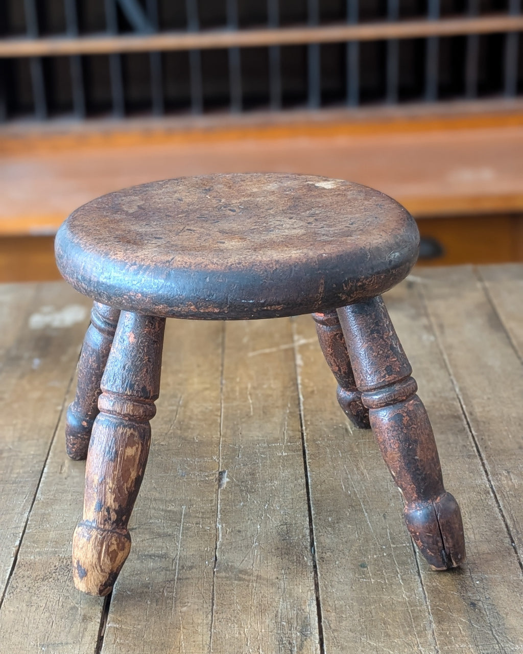 Burr Elm Candle Leg Stool, c1910
