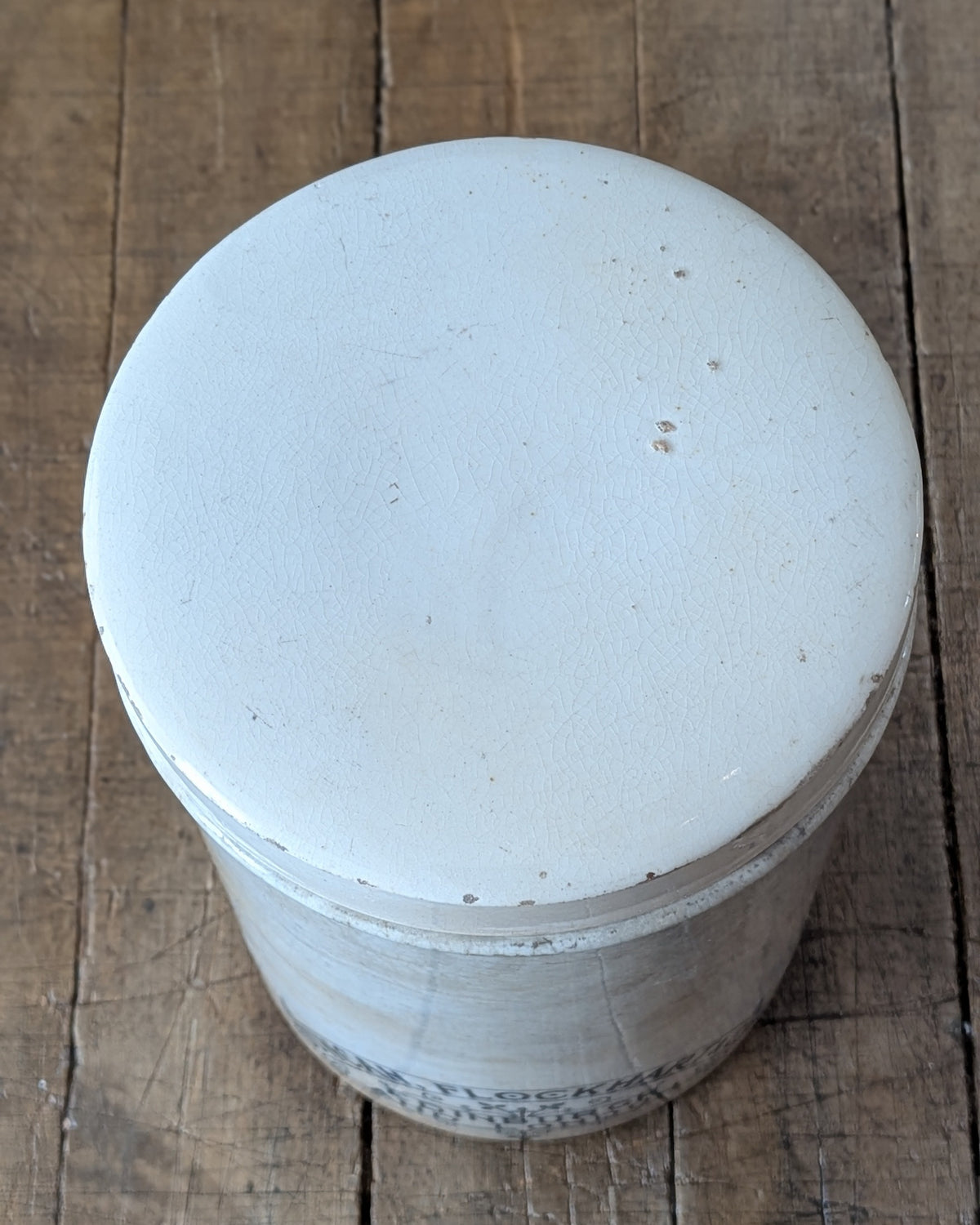 Duncan, Flockhart & Co. Apothecary Jar with Lid