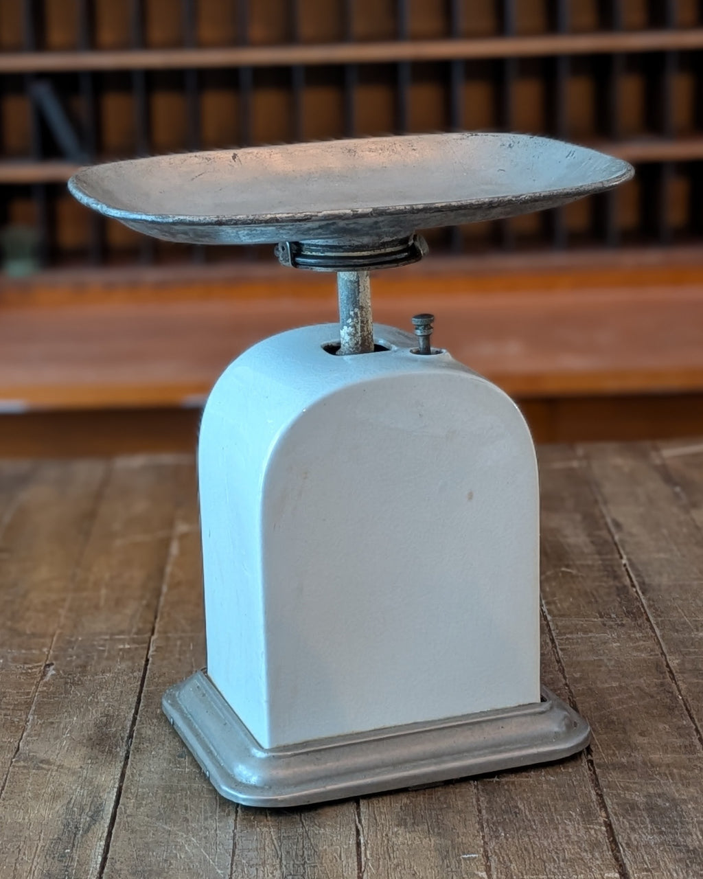 Salter's Improved Family Scale with Ironstone Body, c1910